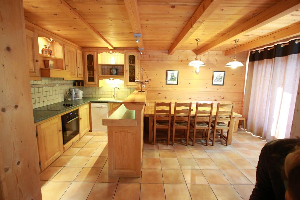 Апартаменты Chez Francine Нотр-Дам-де-Белькомб Экстерьер фото