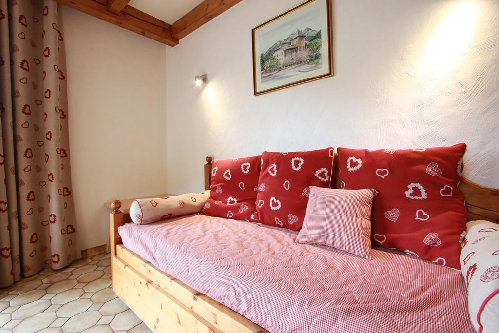 Апартаменты Chez Francine Нотр-Дам-де-Белькомб Экстерьер фото